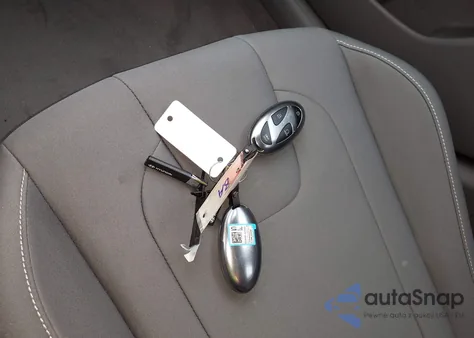 2025 Hyundai Elantra Sel Convenience z USA, uszkodzony, nr VIN KMHLS4DG3SU900310